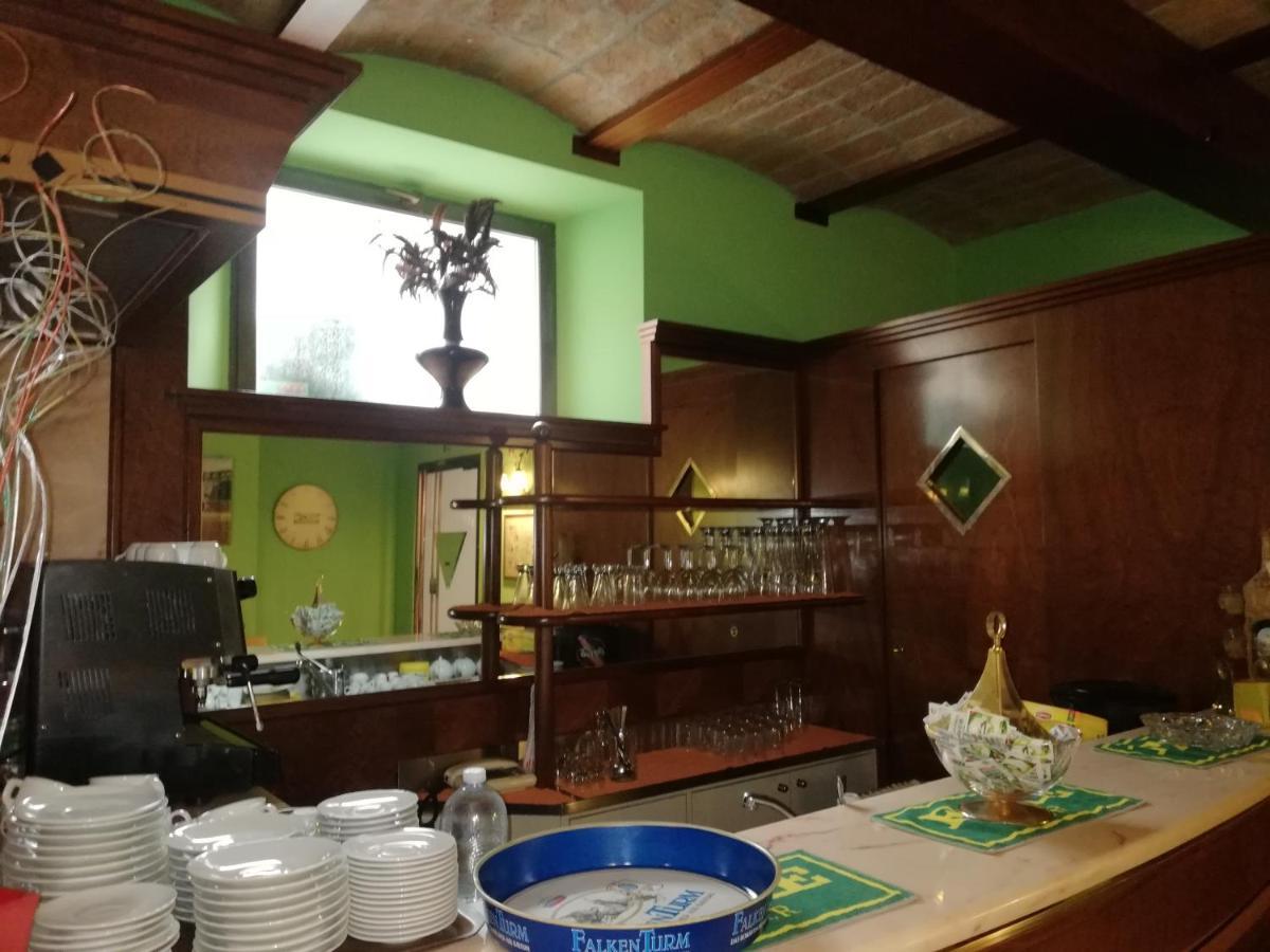 Hotel Azzurra 살소마지오레테르메 외부 사진