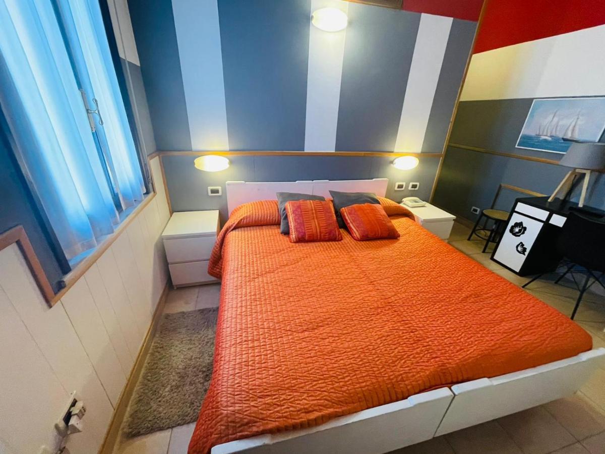 Hotel Azzurra 살소마지오레테르메 외부 사진
