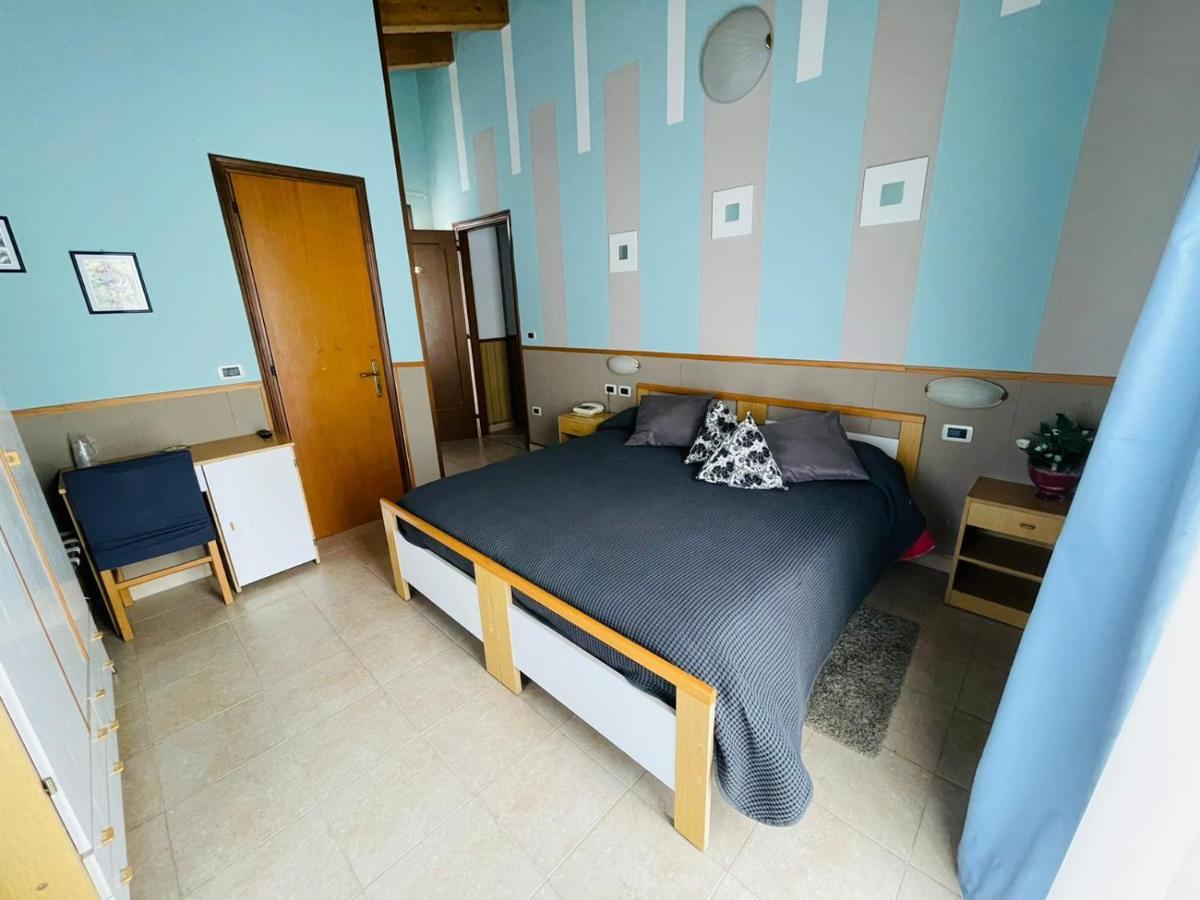 Hotel Azzurra 살소마지오레테르메 외부 사진