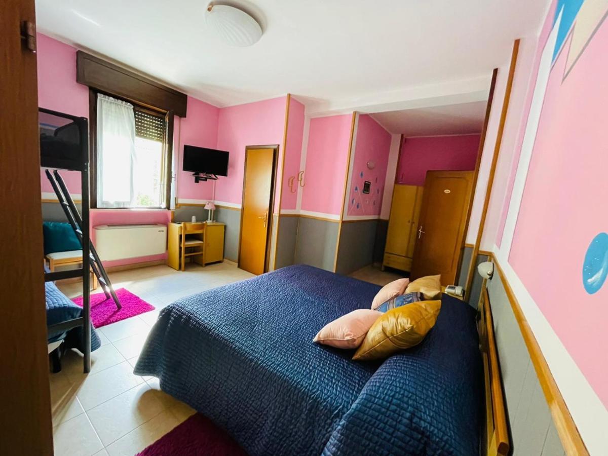 Hotel Azzurra 살소마지오레테르메 외부 사진