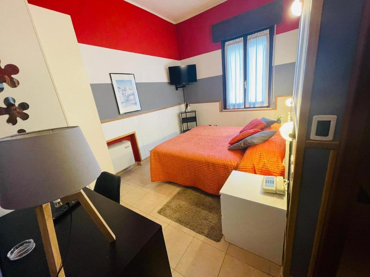 Hotel Azzurra 살소마지오레테르메 외부 사진