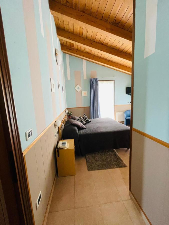 Hotel Azzurra 살소마지오레테르메 외부 사진