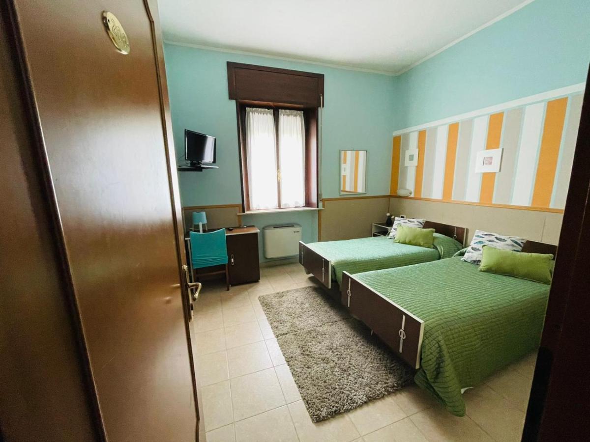 Hotel Azzurra 살소마지오레테르메 외부 사진